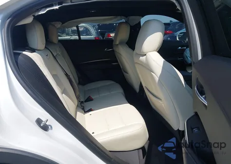 2019 Cadillac Xt4 Sport из США, поврежденный, VIN 1GYFZER40KF163373